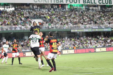 Brezilya Kupası: Coritiba, Sport Recife 'ye karşı. 12 Nisan 2023, Curitiba, Parana, Brezilya: Coritiba ile Sport Recife arasındaki futbol maçı, Couto Pereira Stadyumu 'nda Copa do Brasil' in üçüncü turu için geçerlidir. Oyun 3-3 bitti.. 