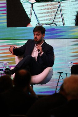 ABDIB Forum 2023, Brasilia-Paneli Altyapı ve Yeniden Sanayileştirme. 12 Nisan 2023, Brasilia, Federal Bölge, Brezilya: Altyapı ve Yeniden Sanayileştirme Paneli - Endüstriyel Kalkınma, Yenilik Bakanı