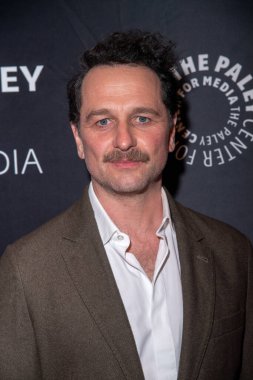 Amerikan FX Serisi 10. Yıldönümü Kutlaması. 12 Nisan 2023, New York, New York, ABD: Matthew Rhys 12 Nisan 2023 tarihinde Paley Center for Media 'da Amerikan FX serisinin 10. yıldönümü kutlamalarına katıldı. 