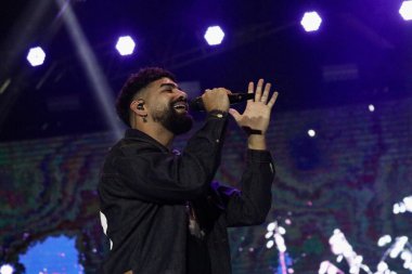 Dilsinho, Brezilya 'daki SAMBA PRIME' de sahne alıyor. 15 Nisan 2023, Brasilia, Federal Bölge, Brezilya: Dilsinho, Brezilya 'nın en büyük samba ve pagode festivali kabul edilen SAMBA PRIME etkinliğinde sahne almaktadır.. 