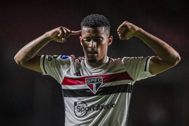 Sulamericana Kupası: Sao Paulo ve Puerto Cabello. 18 Nisan 2023, Sao Paulo, Brezilya: Sao Paulo ve Puerto Cabello arasındaki futbol maçı, Copa Sudamericana 2023 'ün ikinci aşaması için geçerli, Cicero Pompeu de Toledo Stadyumu' nda (Morumbi)