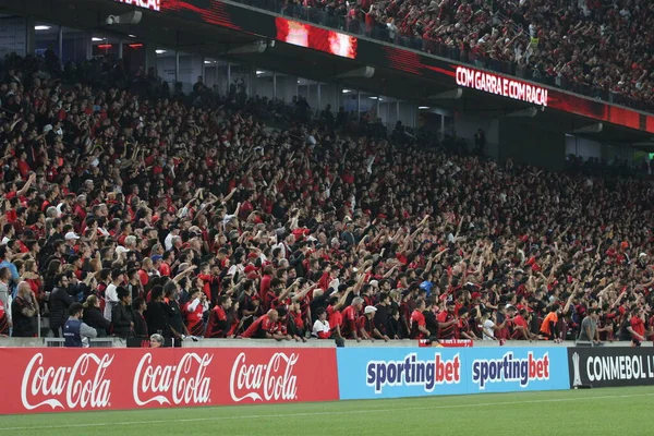 Libertadoresカップ アスレティコPr対アトレティコMg 4月18日 Curitiba パラナ ブラジル アスレティコPrとアトレティコMgの間のサッカー試合は グループステージの第二ラウンドのために有効2023コパLibertadores火曜日 アトレティコが2 1で勝利 — ストック写真