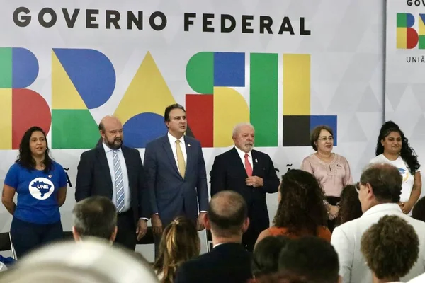 Presiden Brasil Lula Berpartisipasi Dalam Rekomposisi Anggaran Universitas April 2023 — Stok Foto