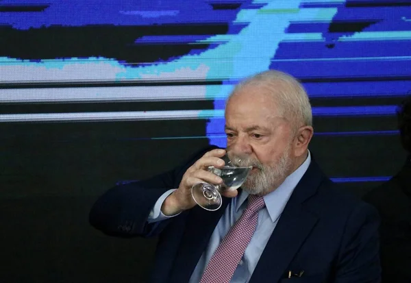 Presidente Brasileño Lula Vicepresidente Participan Ceremonia Entrega Recursos Entidades Filantrópicas —  Fotos de Stock