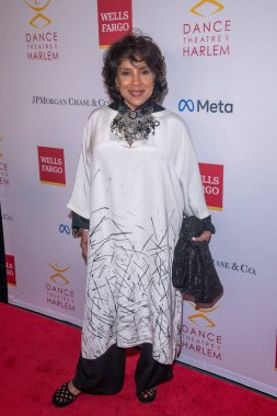 Harlem Dans Tiyatrosu Virginia Johnson 'ı onurlandırmak için 2023 Vision Gala' da. 20 Nisan 2023, New York, New York, ABD: Phylicia Rashad 20 Nisan 2023 'te New York City Center' da Harlem ve # 39 'un Dans Tiyatrosu' na katıldı..  