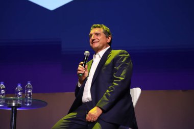 Spor Zirvesi Sao Paulo. 25 Nisan 2023. Sao Paulo, Brezilya: Serie A futbol ligi direktörü Luigi De Siervo, Sao Paulo 2023 Spor Zirvesi 'ne 25 Salı günü Sao Paulo' nun batısındaki Pavilhao Pacaembu 'da katıldı.. 