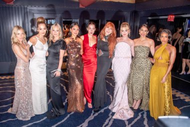 2023 Prens Vakfı Galası. 27 Nisan 2023, New York, New York, ABD: (L-R) Sienna Miller, Rita Ora, Kate Moss, Eiza Gonzalez, Misafir, Charlotte Tillbury, Kathryn Newton, Misafir ve Lori Harvey 2023 Prens Vakfı Galasına katıldılar 
