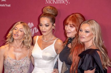 2023 Prens Vakfı Galası. 27 Nisan 2023, New York, New York, ABD: (L-R) Sienna Miller, Rita Ora, Charlotte Tilbury ve Kate Moss 27 Nisan 2023 'te New York' ta bulunan Cipriani South Street 'teki Prince' s Trust galasına katıldılar.. 