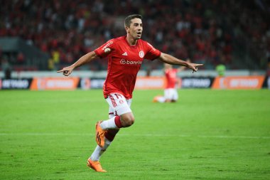 Brezilya Futbol Şampiyonası: Uluslararası Goais 'e karşı. 30 Nisan 2023, Porto Algre, Rio Grande do Sul, Brezilya: Brasileirao 'nun üçüncü turu için geçerli olan iç saha ile Goias arasındaki futbol maçı