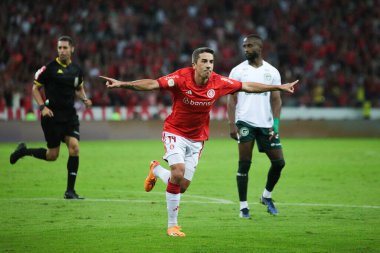 Brezilya Futbol Şampiyonası: Uluslararası Goais 'e karşı. 30 Nisan 2023, Porto Algre, Rio Grande do Sul, Brezilya: Brasileirao 'nun üçüncü turu için geçerli olan iç saha ile Goias arasındaki futbol maçı