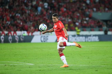 Brezilya Futbol Şampiyonası: Uluslararası Goais 'e karşı. 30 Nisan 2023, Porto Algre, Rio Grande do Sul, Brezilya: Brasileirao 'nun üçüncü turu için geçerli olan iç saha ile Goias arasındaki futbol maçı