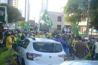 Natal 'da İşçi Bayramı' nda PL 2630 'a karşı protesto. 1 Mayıs 2023, Natal, Rio Grande do Norte, Brezilya: Sahte Haberler PL olarak bilinen 2630 / 20 sayılı yasa tasarısına karşı protesto ve görevdeki Cumhurbaşkanı Luiz Inacio Lula da Silva 'nın görevden alınması yönünde çağrıda bulundu.