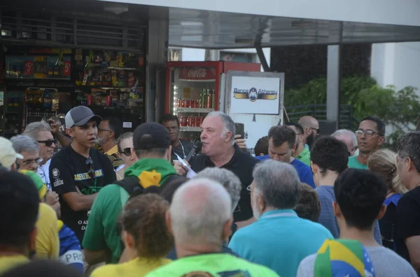 在纳塔尔劳动节抗议Pl 2630 2023年5月1日 巴西北里约格朗德州纳塔尔 抗议名为Pl Fake News的第2630 20号法案 并呼吁弹劾现任总统路易斯 伊纳西奥 — 图库照片