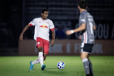 Sulamericana Futbol Kupası: RB Bragantino, Estudiantes 'e karşı. 02 Mayıs 2023, Braganca Paulista, Brezilya: RB Bragantino ve Estudiantes arasındaki futbol maçı, Conmebol Sulamericana 'nın birinci aşaması için geçerlidir, Nabi Abi Chedid Stadyumu' nda