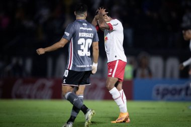 Sulamericana Futbol Kupası: RB Bragantino, Estudiantes 'e karşı. 02 Mayıs 2023, Braganca Paulista, Brezilya: RB Bragantino ve Estudiantes arasındaki futbol maçı, Conmebol Sulamericana 'nın birinci aşaması için geçerlidir, Nabi Abi Chedid Stadyumu' nda