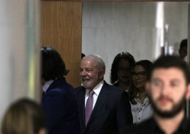 Amazon Biyoticaret Merkezi 'ni (CBA) yönetecek kararnameyi imzalama töreni. 3 Mayıs 2023. Brasilia, Federal Bölge, Brezilya: Cumhuriyet Başkanı Luiz Inacio Lula da Silva, Başkan Yardımcısı Geraldo Alckmin 