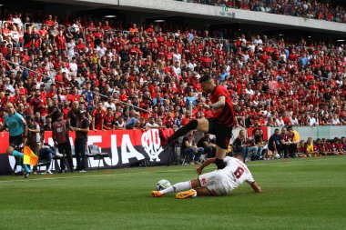 (Brezilya Futbol Şampiyonası: Athletico PR Flamengo 'ya karşı. 7 Mayıs 2023, Curitiba, Parana, Brezilya: Athletico PR ve Flamengo arasındaki futbol maçı 2023 Brezilya Futbol Şampiyonası 'nın dördüncü turu için geçerli, Pazar günü Arena da Baixada' da