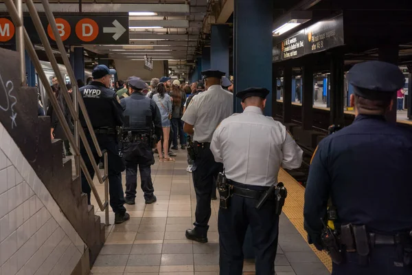 Outrage Grows Chokehold Death Man Subway May 2023 New York — Stock Photo, Image