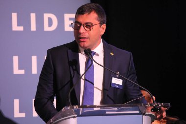 (YENİ) LIDE BRAZİL YARDIM New York 'ta. 09 Mayıs 2023, New York, Brezilya: Brezilya Milletvekilleri Meclisi Başkanı Arthur Lira, senatörler, valiler, federal vekiller ve 2 kişiden oluşan bir heyetle Brezilya için fırsatları tartışıyor.