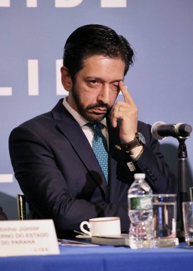 (YENİ) LIDE BRAZİL YARDIM New York 'ta. 09 Mayıs 2023, New York, Brezilya: Brezilya Milletvekilleri Meclisi Başkanı Arthur Lira, senatörler, valiler, federal vekiller ve 2 kişiden oluşan bir heyetle Brezilya için fırsatları tartışıyor.