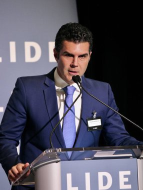 (YENİ) LIDE BRAZİL YARDIM New York 'ta. 09 Mayıs 2023, New York, Brezilya: Brezilya Milletvekilleri Meclisi Başkanı Arthur Lira, senatörler, valiler, federal vekiller ve 2 kişiden oluşan bir heyetle Brezilya için fırsatları tartışıyor.