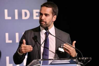 (YENİ) LIDE BRAZİL YARDIM New York 'ta. 09 Mayıs 2023, New York, Brezilya: Brezilya Milletvekilleri Meclisi Başkanı Arthur Lira, senatörler, valiler, federal vekiller ve 2 kişiden oluşan bir heyetle Brezilya için fırsatları tartışıyor.