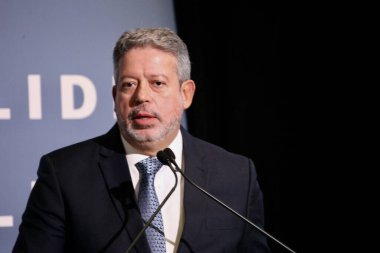 (YENİ) LIDE BRAZİL YARDIM New York 'ta. 09 Mayıs 2023, New York, Brezilya: Brezilya Milletvekilleri Meclisi Başkanı Arthur Lira, senatörler, valiler, federal vekiller ve 2 kişiden oluşan bir heyetle Brezilya için fırsatları tartışıyor.