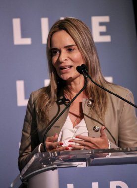 LIDE BRAZİL BÜYÜK BÖLGESİ. 09 Mayıs 2023, Brezilya: Brezilya Milletvekilleri Meclisi Başkanı Arthur Lira, senatörler, valiler ve federal milletvekillerinden oluşan bir heyetle Brezilya için fırsatları tartışıyor.
