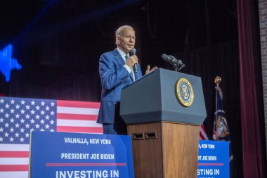Başkan Biden Borç Tavanı 'na tazminat gönderiyor. 10 Mayıs 2023, Valhalla, New York, ABD: ABD Başkanı Joe Biden, 10 Mayıs 2023 tarihinde Valhalla, New York, ABD 'de SUNY Westchester Community College' da düzenlenen bir etkinlikte borç sınırı hakkında konuştu.. 