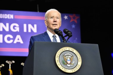 (ABD Başkanı Joe Biden, New York, Valhalla 'daki Westchester Halk Koleji' nde yaptığı bir konuşmada borcun temerrüde düşme olasılığı üzerine açıklama yaptı. 10 Mayıs 2023. 