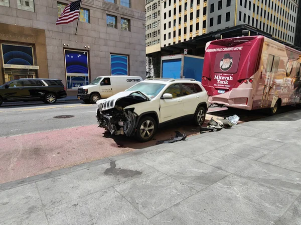 Wypadek Udziałem Dwóch Pojazdów 5Th Avenue New York Maja Nowy — Zdjęcie stockowe
