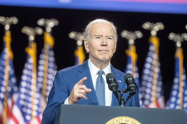 Başkan Biden Borç Tavanı 'na tazminat gönderiyor. 10 Mayıs 2023, Valhalla, New York, ABD: ABD Başkanı Joe Biden, 10 Mayıs 2023 tarihinde Valhalla, New York, ABD 'de SUNY Westchester Community College' da düzenlenen bir etkinlikte borç sınırı hakkında konuştu.. 