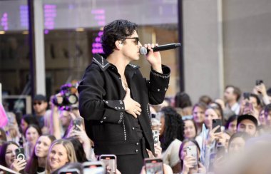Jonas Brothers Today Show 'da canlı yayında. 12 Mayıs 2023, New York, ABD: Jonas Kardeşler bugün Rockefeller Center 'da canlı yayında Citi Konser Serisi' ni başlatıyor.. 