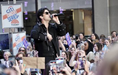 Jonas Brothers Today Show 'da canlı yayında. 12 Mayıs 2023, New York, ABD: Jonas Kardeşler bugün Rockefeller Center 'da canlı yayında Citi Konser Serisi' ni başlatıyor.. 