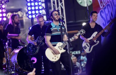 Jonas Brothers Today Show 'da canlı yayında. 12 Mayıs 2023, New York, ABD: Jonas Kardeşler bugün Rockefeller Center 'da canlı yayında Citi Konser Serisi' ni başlatıyor.. 