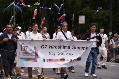 New York 'ta 2. Geleneksel Japonya Geçidi. 13 Mayıs 2023, New York, ABD: İkinci geleneksel Japon Geçit Töreni, 81. cadde ile 67. cadde arasındaki Central Park West 'te Japon mirası ve kültürünün kutlandığı yerde 12.30 civarında başladı.