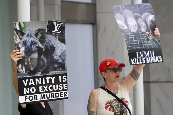 Protesto Contra Venda Peles Loja Dior Maio 2023 Nova York — Fotografia de Stock