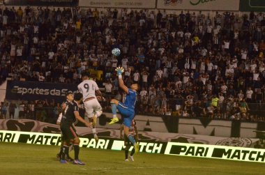 ABC ile Botafogo SP arasında oynanan Brezilya B serisi şampiyonası karşılaşması. 14 Mayıs 2023. Natal, Rio Grande do Norte, Brezilya: ABC ile Botafogo SP arasındaki maç, Brasileirao Serie B 'nin Natal' deki Frasqueirao 'da oynanan 5. turu.. 