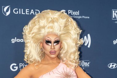 34. Yıllık GLAAD Medya Ödülleri. 13 Mayıs 2023, New York, New York, ABD: Trixie Mattel, New York 'ta 13 Mayıs 2023 tarihinde New York Hilton Midtown' da düzenlenen 2023 GLAAD Medya Ödülleri 'ne katılmıştır..  