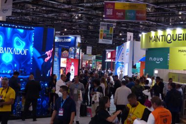 (Sao Paulo Valisi Tarcisio, 2023 APAS Fuarı 'na katıldı. 15 Mayıs 2023, Sao Paulo, Brezilya: Sao Paulo Tarcisio de Freitas Valisi, APAS fuarı 2023 Fuarı açılışına katıldı.