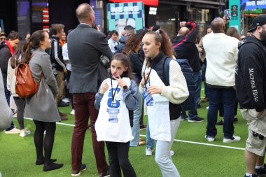 FIFA Dünya Kupası 2026 New York, New Jersey fırlatma etkinliği. 18 Mayıs 2023, New York, ABD: FIFA Dünya Kupası 2026 New York, New Jersey Fırlatma Turnuvası New Jersey Valisi Phil Murphy ve Eric Adams 'ın katılımıyla başladı.
