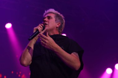 Jota Quest Jota25 De Volta ao Novo. 19 Mayıs 2023, Curitiba, Parana, Brezilya: Sao Paulo, Salvador ve Rio de Janeiro 'da tüm biletler tükendikten sonra, Jota Quest konser vermektedir.