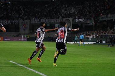 Brezilya Futbol Şampiyonası: Coritiba, Atletico MG 'ye karşı. 20 Mayıs 2023, Curitiba, Parana, Brezilya: Coritiba ve Atletico MG arasındaki futbol maçı, Estadio Couto Pereira' da düzenlenen 2023 Brezilya Futbol Şampiyonası 'nın 7. turu için geçerli. 