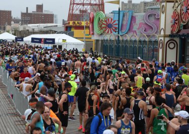 Brooklyn Yarı Maraton 13.1 Mil Yarışı. 20 Mayıs 2023, Brooklyn, New York, ABD: Amerika Birleşik Devletleri 'ndeki 13.1 millik Kings İlçesi' ndeki en büyük yarı maratondur.