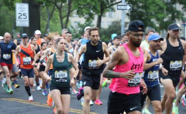 Brooklyn Yarı Maraton 13.1 Mil Yarışı. 20 Mayıs 2023, Brooklyn, New York, ABD: Amerika Birleşik Devletleri 'ndeki 13.1 millik Kings İlçesi' ndeki en büyük yarı maratondur.