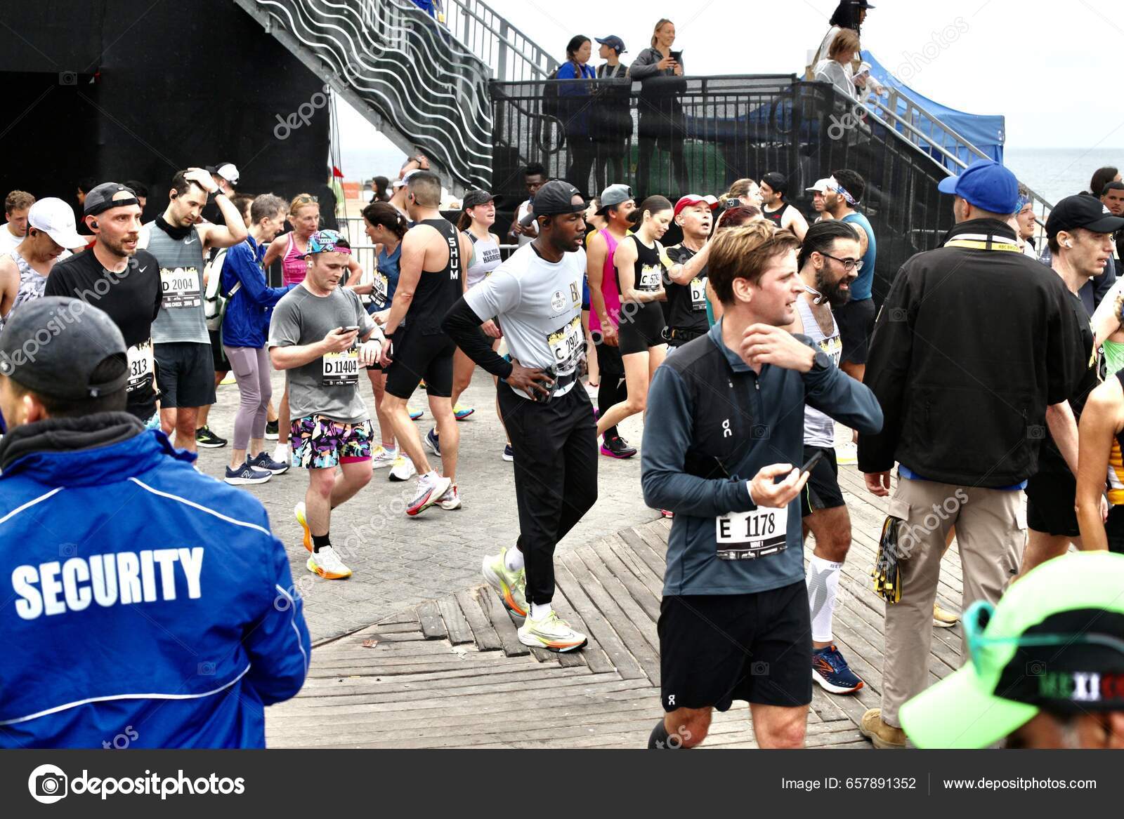 Brooklyn Half Marathon Mile Race May 2023 Brooklyn New York Stock