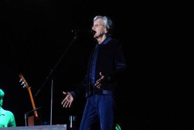 Caetano Veloso Sao Paulo 'daki C6 Müzik Festivali' nde sahne aldı. 21 Mayıs 2023, Sao Paulo, Brezilya: Caetano Veloso 21 Pazar günü C6 Müzik Festivali 'nin ilk gecesinde Ibirapuera konser salonunda sahne alacak.)