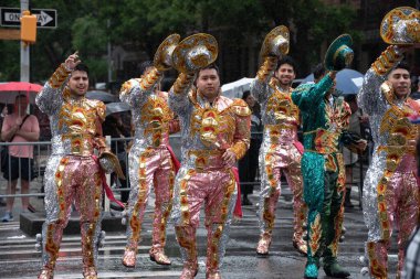 New York 17. Geleneksel Dans Yürüyüşü ve Festivali. 20 Mayıs 2023, New York, ABD: New York 17. Geleneksel Dans Yürüyüşü ve Festivali 100 + eşsiz dans stili ve 10.000 dansçı ile dünyanın en büyük kültürel çeşitliliği. 