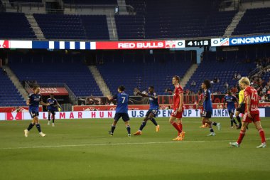 Lamar Hunt, New York Red Bulls ve Cincinnati arasında oynanan US Açık Kupa maçı. 23 Mayıs 2023. New Jersey, ABD: Cincinnati 'li oyuncu Kubo, Red Bull Arena' da Lamar Hunt ABD Açık Kupası 'nda NY Red Bulls' a karşı oynadığı bir futbol maçında gol attı ve golünü kutladı. 