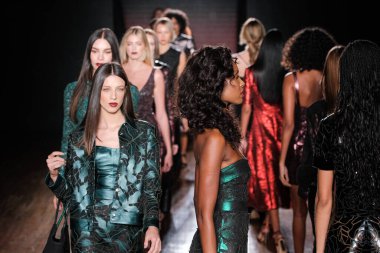Patricia Viera Moda Şovu Sao Paulo Moda Haftası N55. 25 Mayıs 2023. Sao Paulo, Brezilya: Patricia Viera defilesi, SPFW-N55 sırasında, 25 Mayıs 2023 Perşembe günü Sao Paulo 'daki Shopping Iguatemi' de bir podyumda düzenlendi.. 